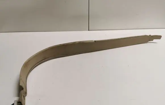 Front sill trim cover