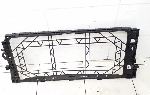 Polestar 2 Radiator trim 33470197 31686203