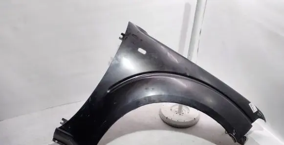 Nissan Pathfinder R51 Fender