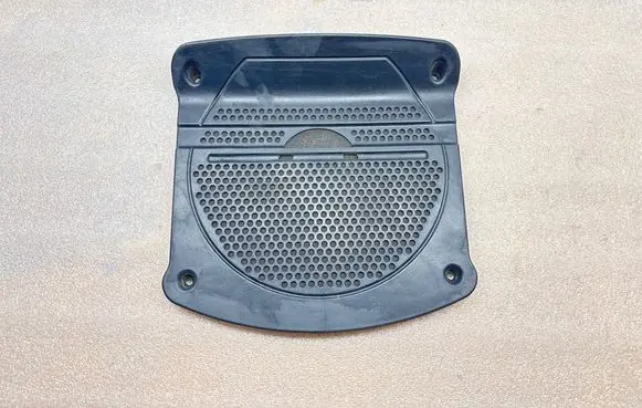 BMW 4 G22 G23 G24 G26 Subwoofer grill/trim 2622898 10531601