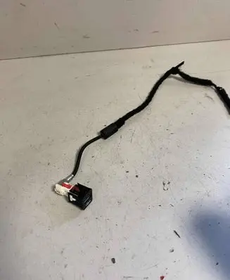 BMW 3 F30 F35 F31 USB socket connector 9229294