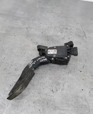 Opel Vectra C Accelerator throttle pedal 
