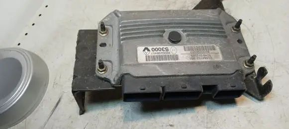 Renault Scenic II - Grand scenic II Engine control unit/module 8200298463 8200298457