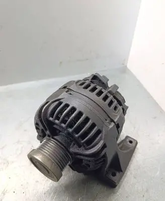 Volvo V70 Generator/alternator 8676498