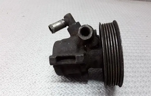 Volkswagen Golf IV Power steering pump