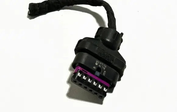 Volkswagen Golf VII Other relay 4F0973706 17934