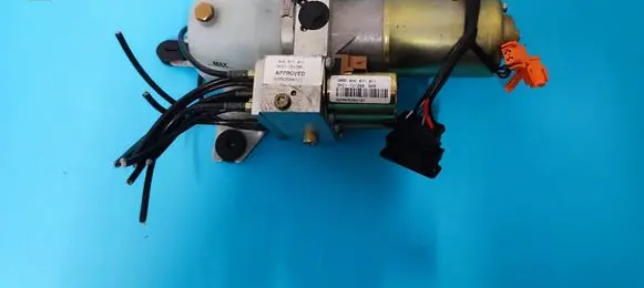 Audi A4 S4 B7 8E 8H Convertible roof hydraulic pump 8H0871611