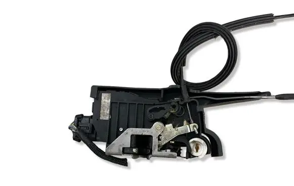Mercedes-Benz ML W163 Rear door lock A1637200235