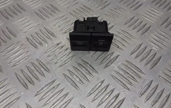 Ford Mondeo Mk III A set of switches 