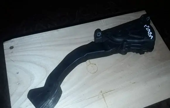 Volvo V50 Accelerator pedal position sensor 30769225