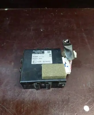 Toyota Corolla Verso AR10 Other control units/modules 8934064020 10R023692