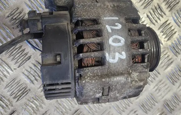 Audi A6 S6 C5 4B Generator/alternator 06C903016A 2542546B