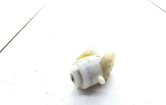 Volkswagen Golf III Ignition lock contact 