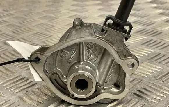 Mercedes-Benz E W212 Vacuum pump GD01497 AC46000