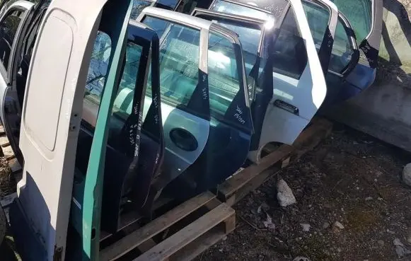 Renault Scenic I Rear door MELYNOS