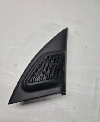 Volvo V70 Front door high frequency speaker 30781066
