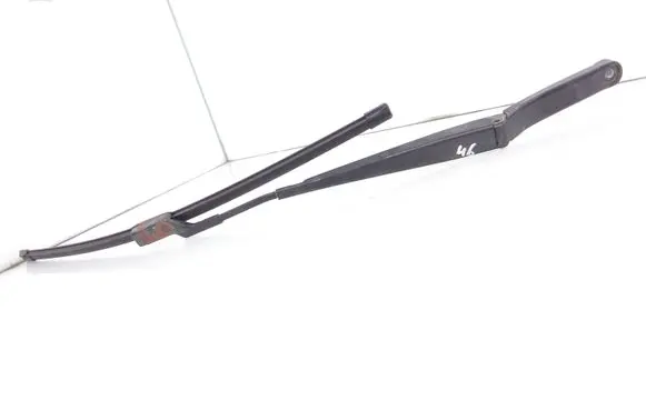 Volkswagen PASSAT B6 Front wiper blade arm 3C1955409C