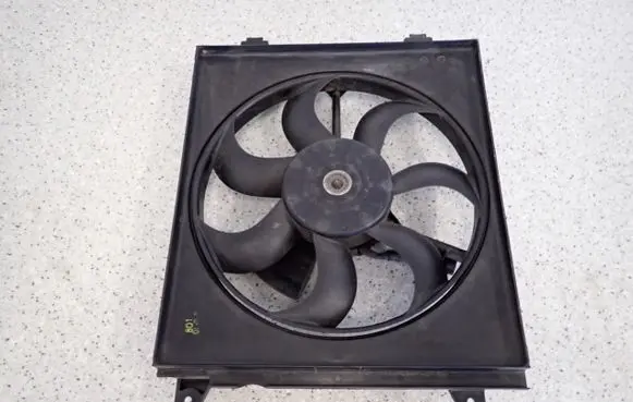 KIA Cerato Air conditioning (A/C) fan (condenser) 