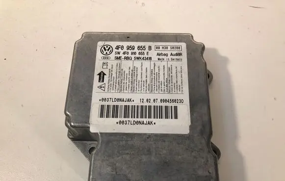 Audi A6 S6 C6 4F Airbag control unit/module 66216921415 4F0910655E