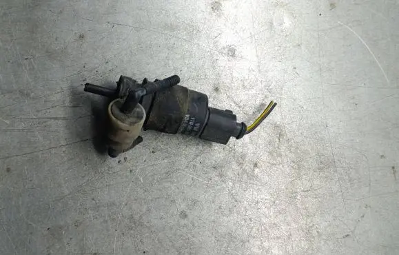 Audi A6 S6 C6 4F Windscreen/windshield washer pump 1t0955651a