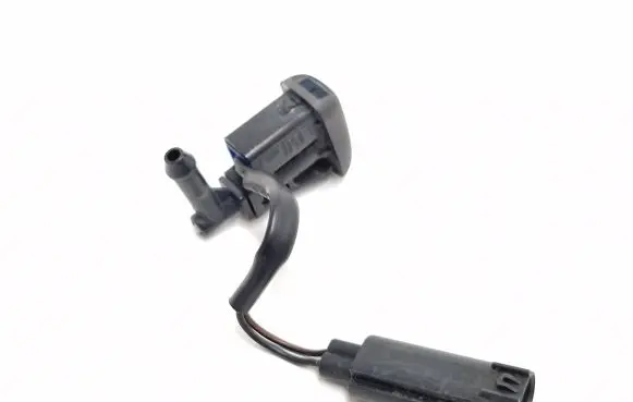 BMW 1 E81 E87 Windshield washer spray nozzle 7110851 6166 03708