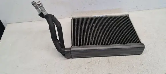 Air conditioning (A/C) radiator (interior)