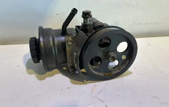 Toyota Previa (XR30, XR40) II Power steering pump 