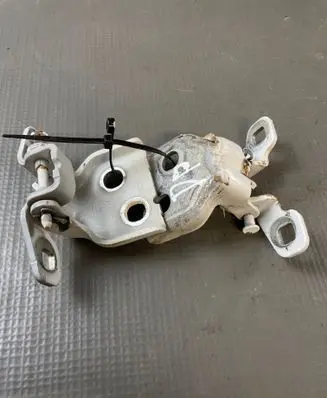 Dacia Duster II Front door hinge set