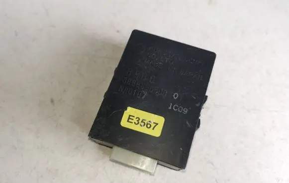 Suzuki Grand Vitara I Other control units/modules 3888565D0
