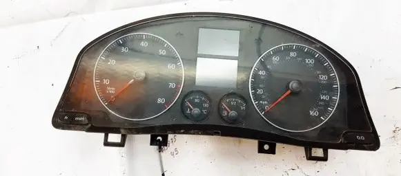 Volkswagen Golf V Speedometer (instrument cluster) 1K0920951F V0021000