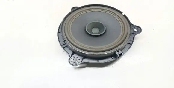 Nissan Qashqai+2 Rear door speaker 7606500485