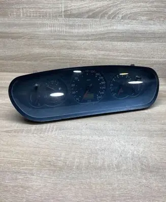 Citroen C5 Speedometer (instrument cluster) 9635289280