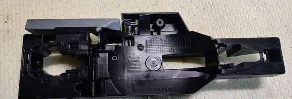 Rear door exterior handle/bracket