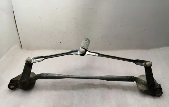Toyota Corolla Verso AR10 Front wiper linkage 851500F020 245318
