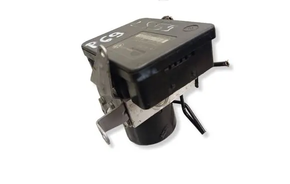 BMW 1 E81 E87 ABS Pump 6787837 6791521