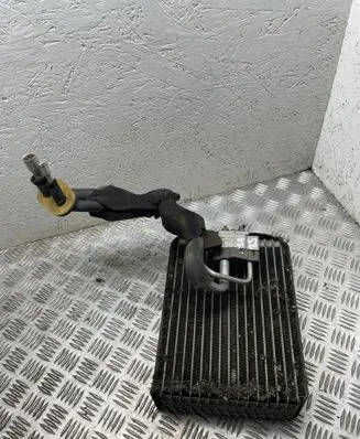 Air conditioning (A/C) radiator (interior)