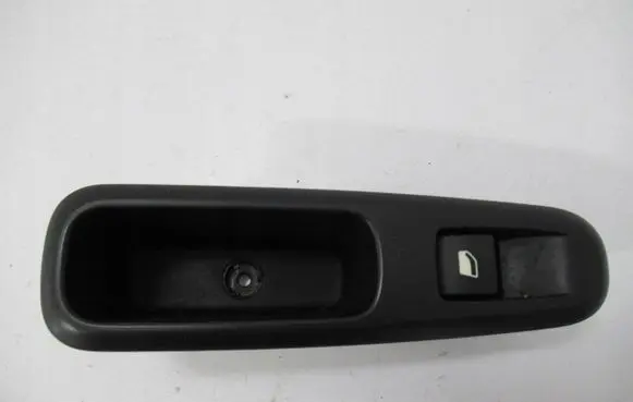 Peugeot 5008 Electric window control switch