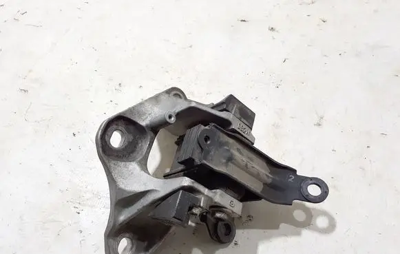 Mazda CX-3 Gearbox mount DB2W3908Y