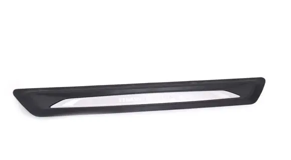 Hyundai Santa Fe Rear sill trim cover 7260929