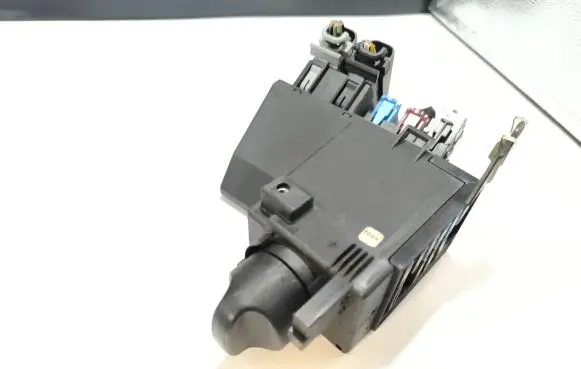 Mercedes-Benz E W210 Light switch 2105450104