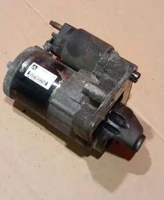 Peugeot 3008 I Starter motor M000T32271 7550017