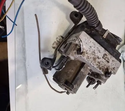 Audi A4 S4 B5 8D ABS Pump 0285214002