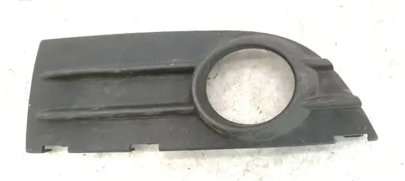 Volvo C30 Front fog light trim/grill 30657196