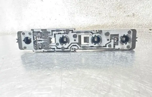 Opel Omega B2 Tail light bulb cover holder 14357700
