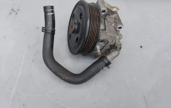 Ford S-MAX Power steering pump 9g913a696db
