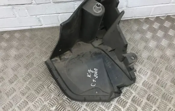 Lexus CT 200H Other under body part 5822876010