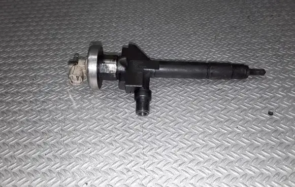 Mazda 6 Fuel injector 13H50A