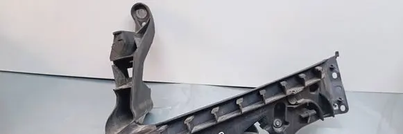 Audi S5 Headlight/headlamp mounting bracket 8T0805607