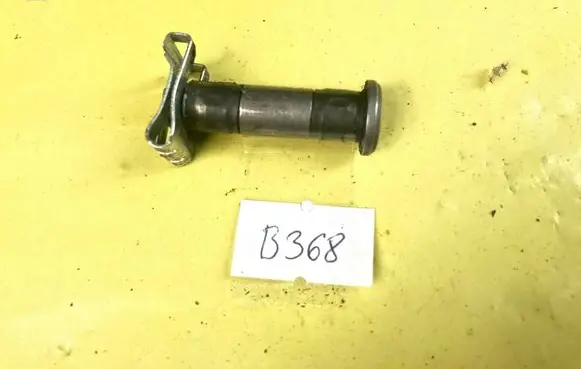 Mercedes-Benz B W245 Clutch pedal mounting bracket assembly A2032920174
