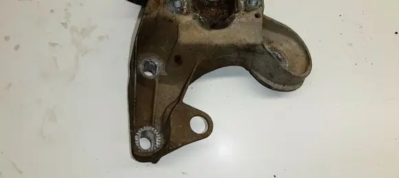 Audi A6 S6 C5 4B Engine mounting bracket 4B0199352B